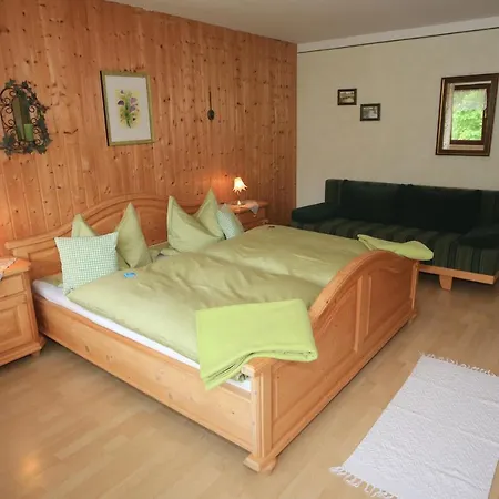 Heutauer Hof *